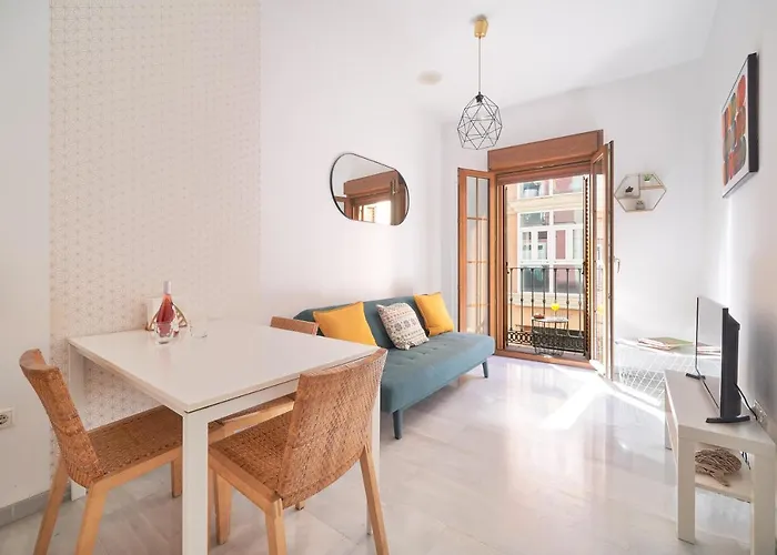 Apartamento En El Centro, Tranquilo Y Luminoso