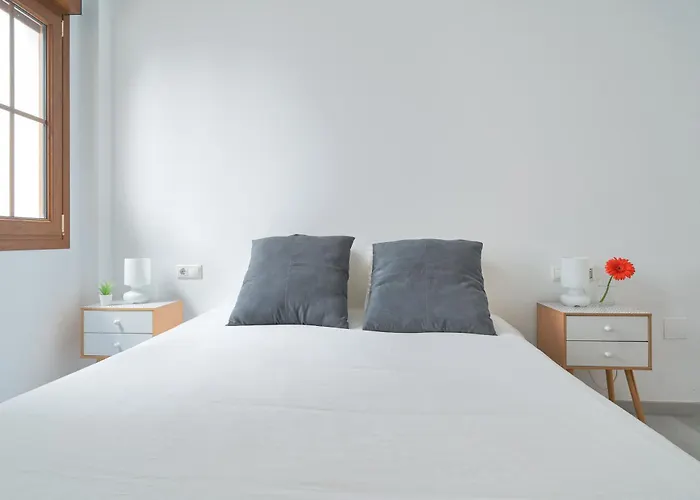 Apartamento En El Centro, Tranquilo Y Luminoso